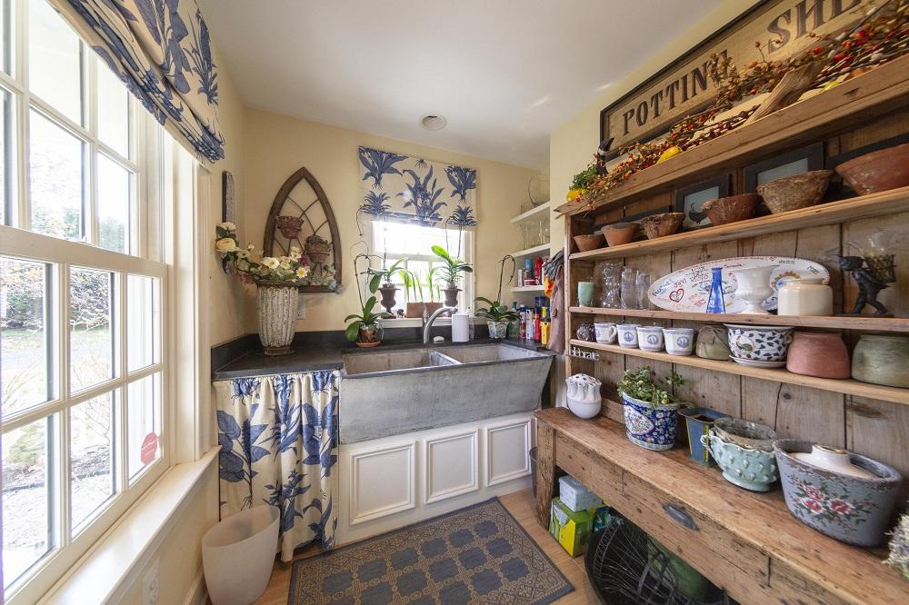 potting room Talbot Spy