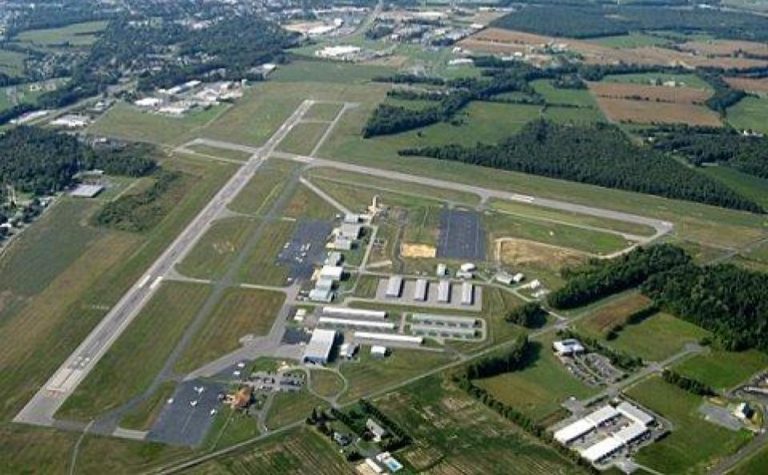 Easton Airport Announces ‘Walk & Talk’ Open House & Airfield Tour ...